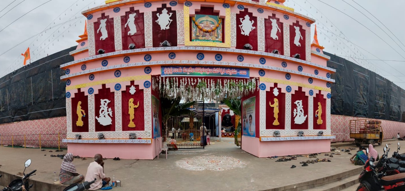 Main view of the temple entrance